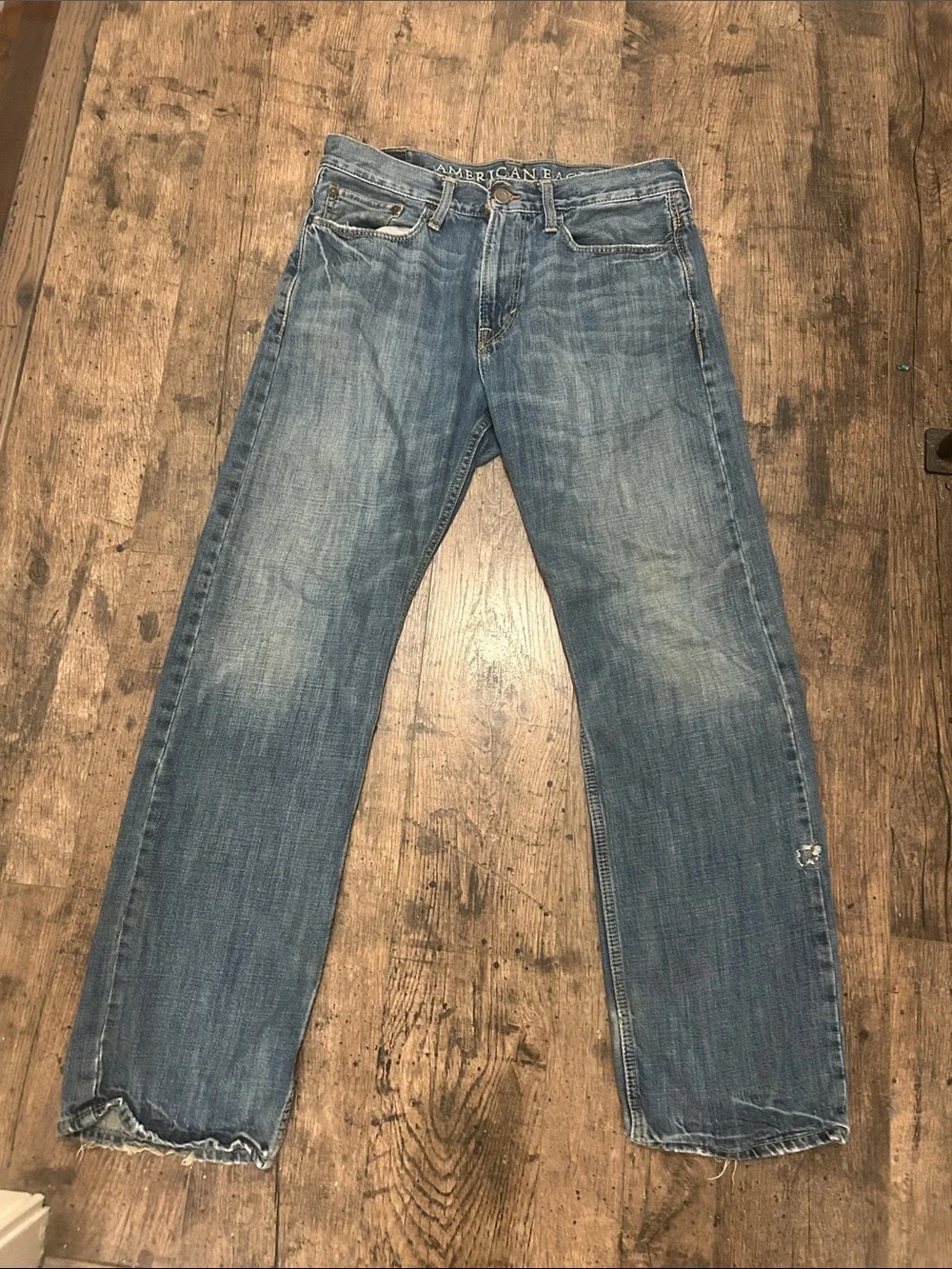 American Eagle Outfitters Light Blue Relaxed Fit Jeans